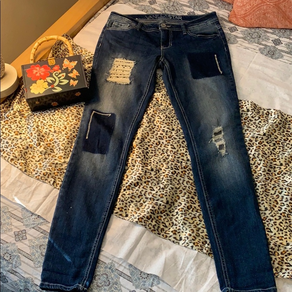 Vanilla Star skinny leg  distressed jeans size 5